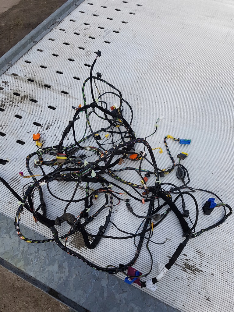 фото №1, Джгут салону fiat 500