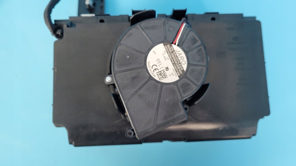 фото №8, Bmw x6 iii g06 21r подстаканник кронштейн термический na напитки 6827173