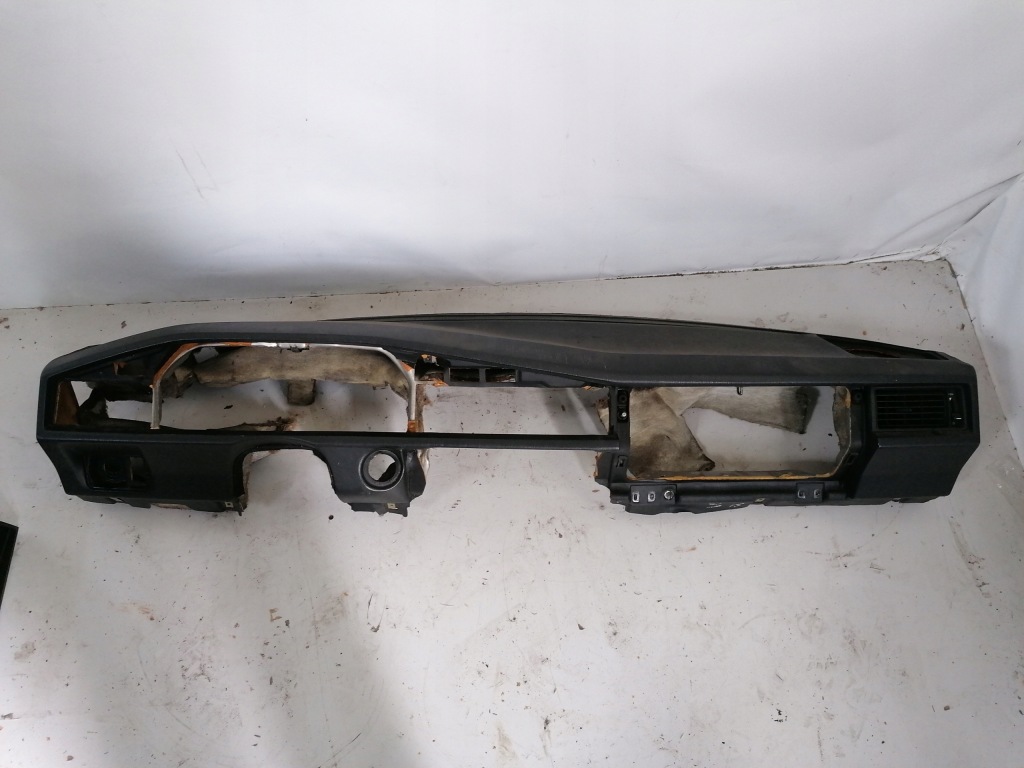 фото №1, Панель приладів консоль панель приладів mercedes w201 190