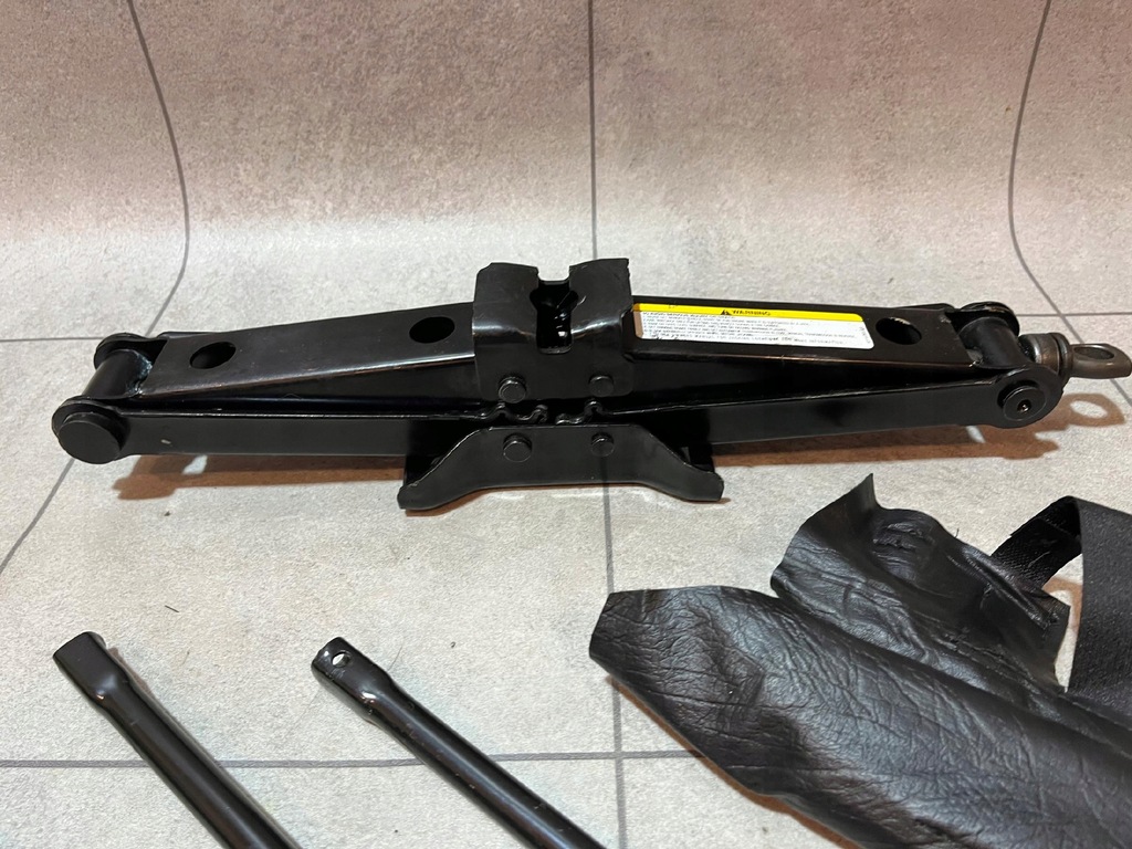 фото №6, Jeep grand cherokee wk набор ремонтный колеса kpl