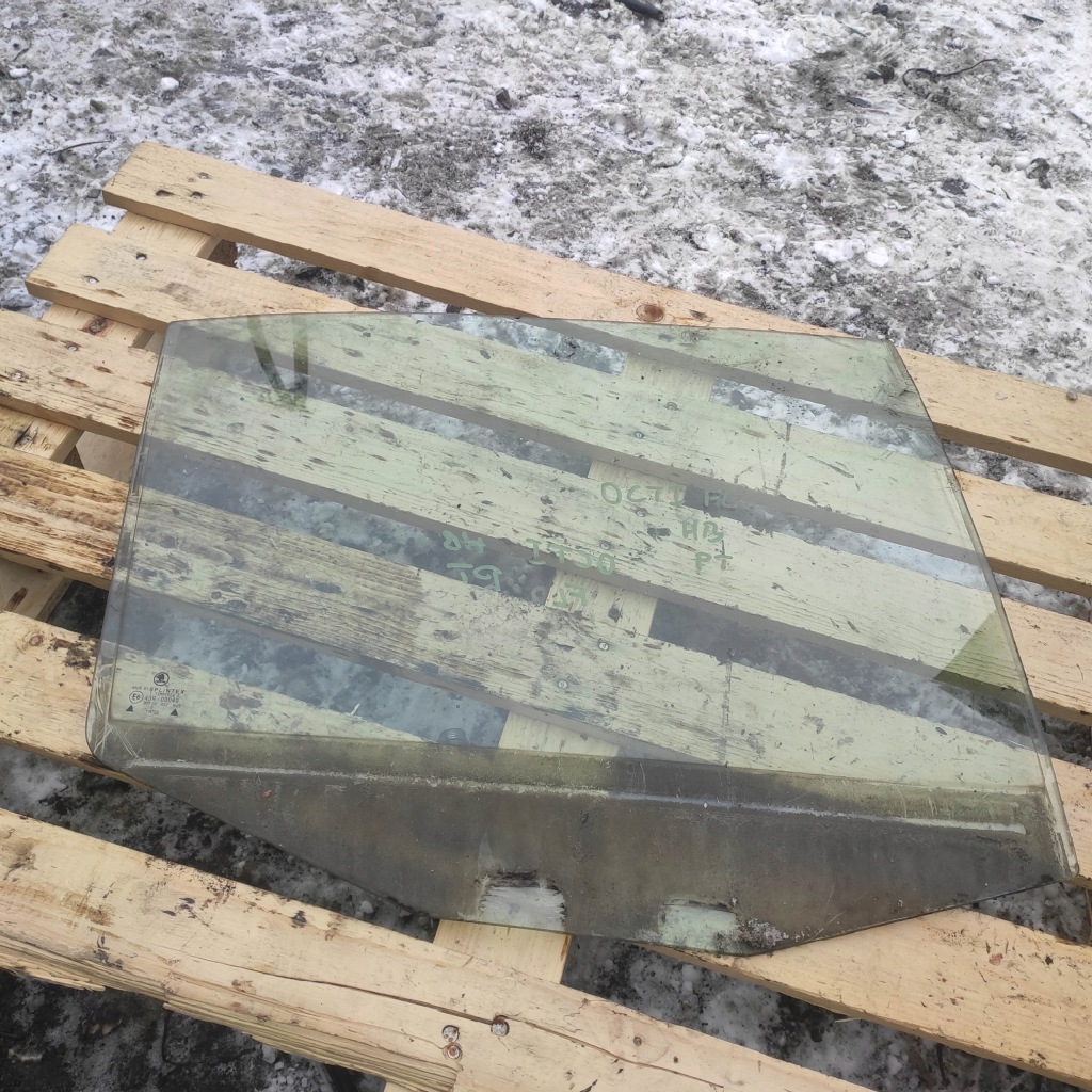 фото №1, Стекло боковая дверь правый задняя skoda octavia i 1 fl hb