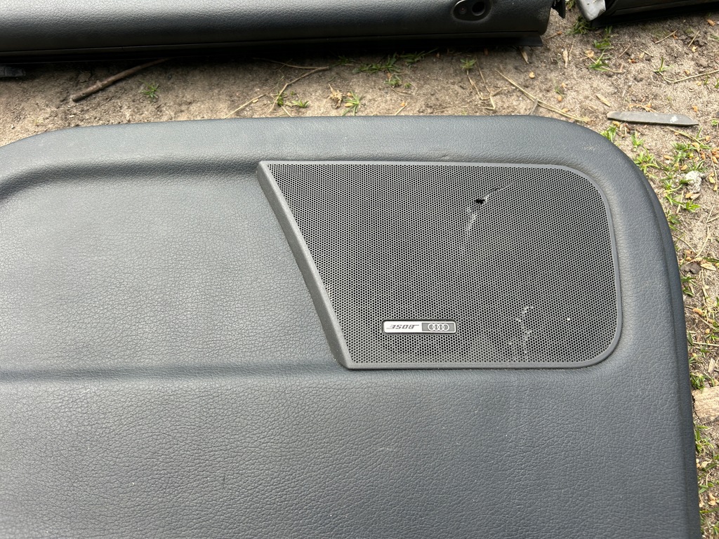 фото №13, Оббивка обшивки двері чорна шкіра audi a4 s4 b5