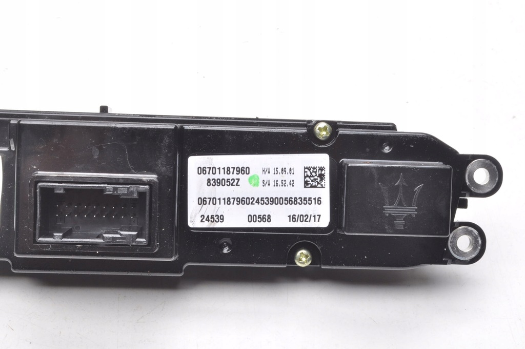 фото №8, Maserati ghibli iii панель кондиционера 06701187960