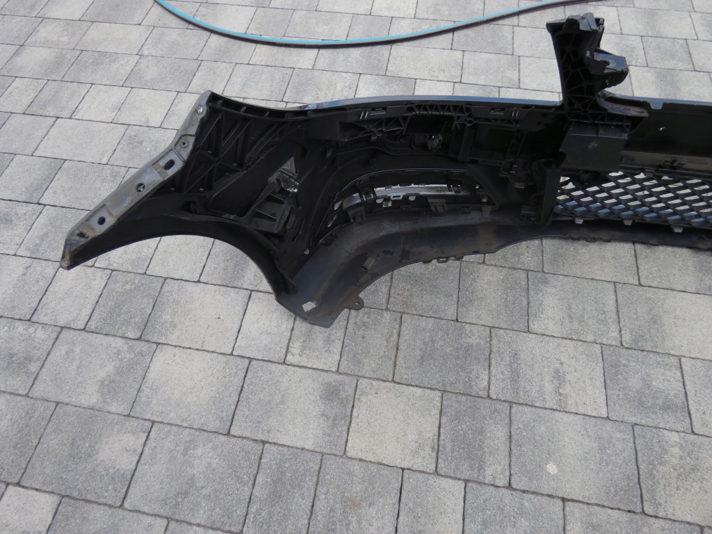 Бампер, решётка mercedes c-klasa w204 рестайлинг с Разборки