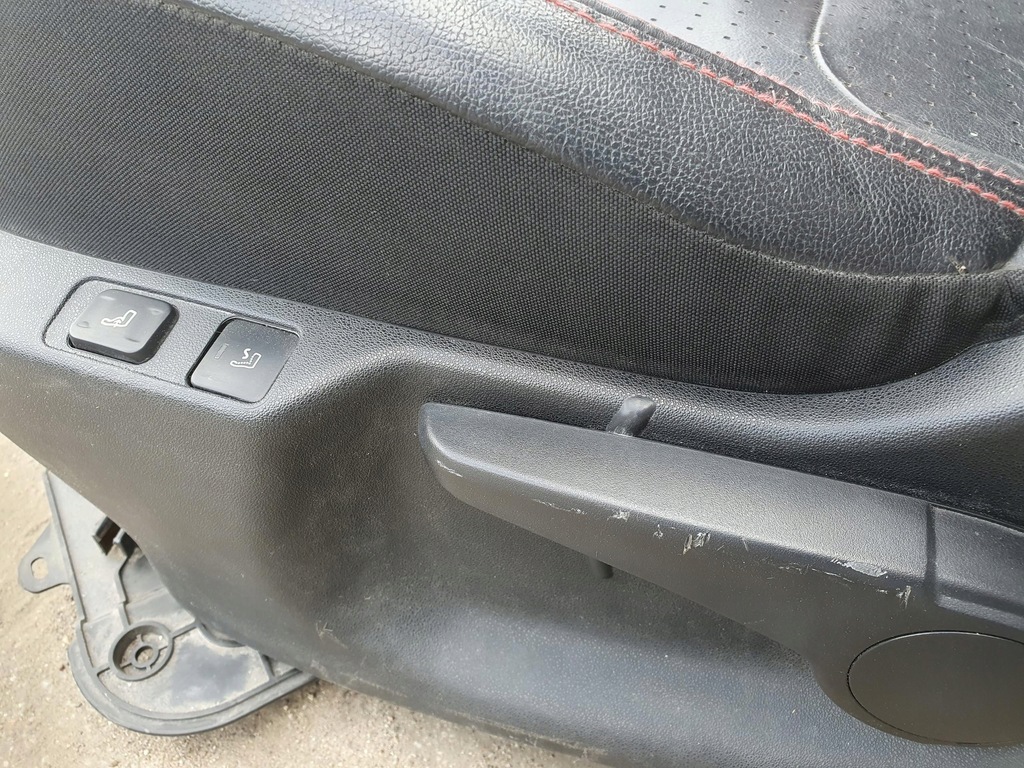 фото №5, Сидіння правий перед лівий водія пасажира заднє сидіння задня задня uk citroen ds4