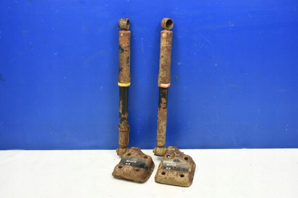 фото №1, Амортизатор задняя кронштейн toyota hilux vii 05-15