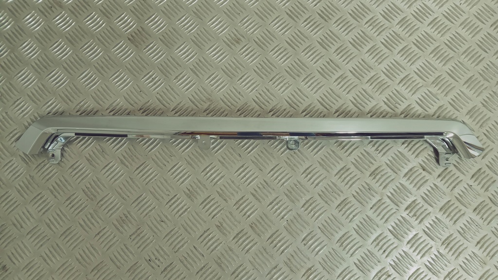 фото №1, Хром решётка радиатора капот subaru forester iv lift 16-18 оригинал