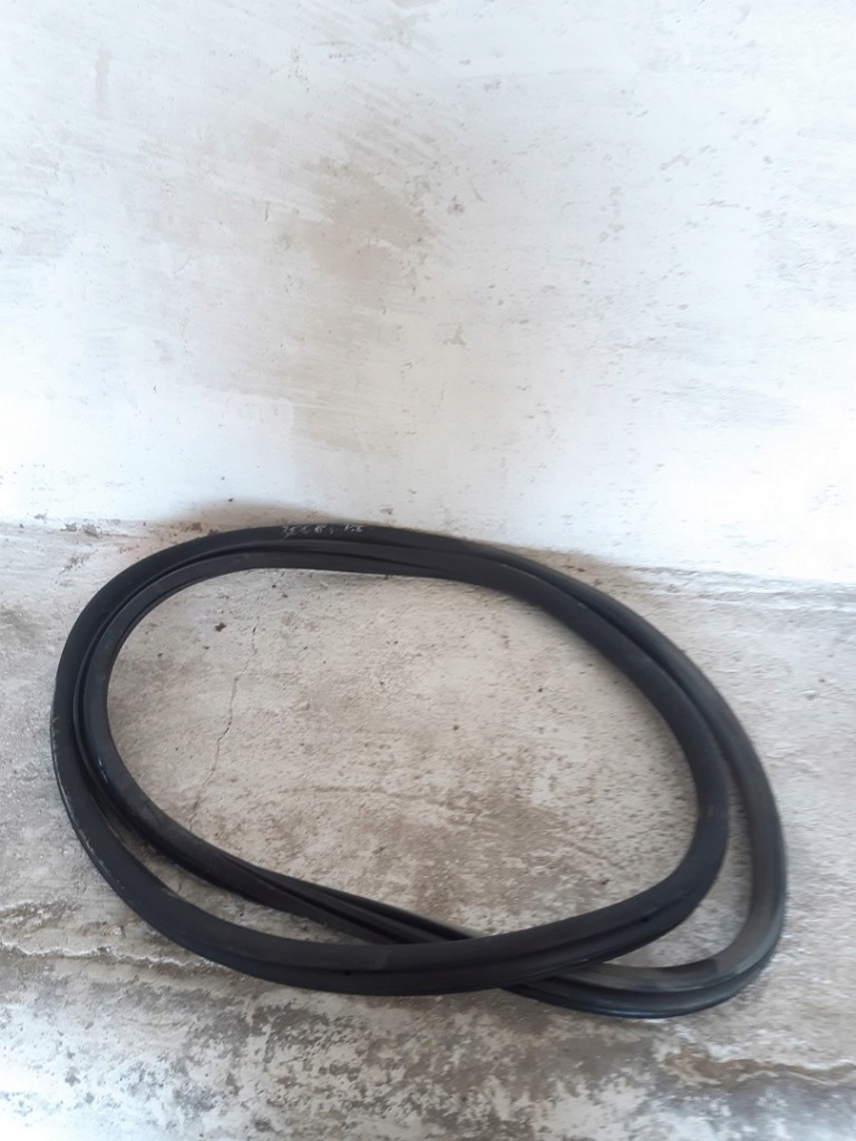 фото №1, Прокладка двері правий задня peugeot 3008 ii