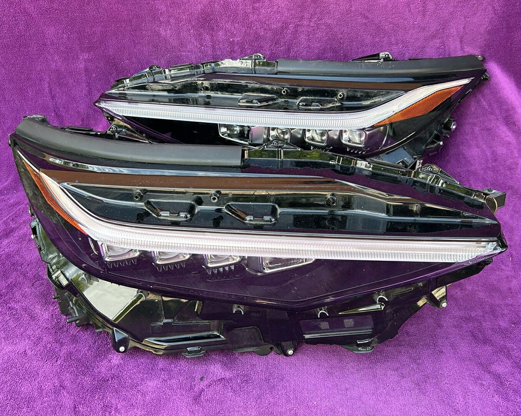 фото №1, Лампа toyota bz4x subaru solterra full led europa