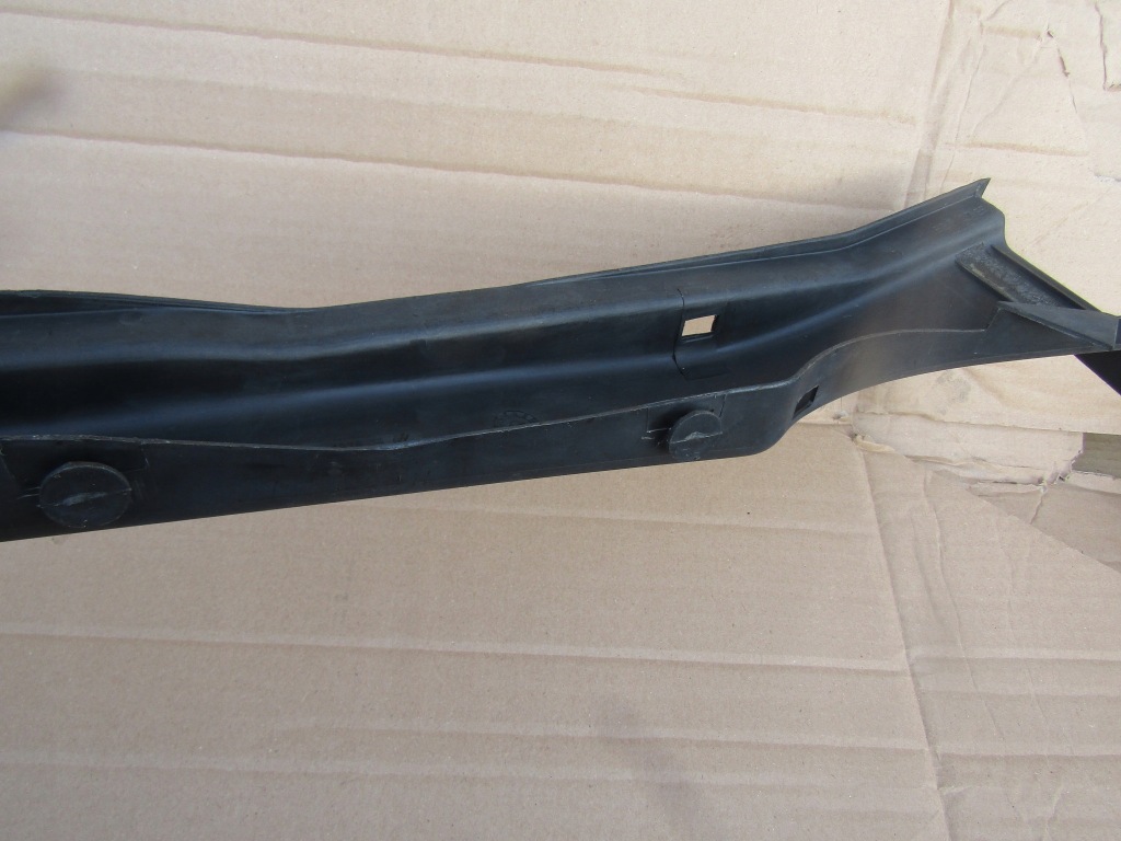 E1 mercedes w129 r129 пластик захист молдинг двигуна трубопровід Оригінал