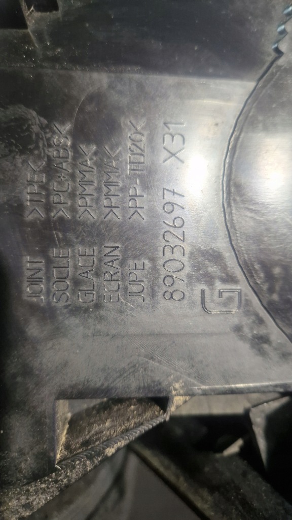 фото №3, Citroen c5 i lift sedan лампа задняя левая задняя наружная 89032697