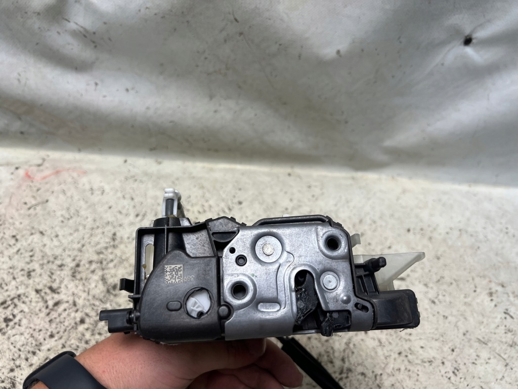 фото №4, Opel crossland x lift замок двері лівий перед 6 pin europa