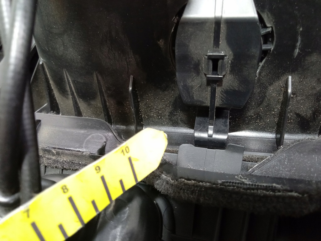 фото №8, Audi a6 c7 avant обшивка багажника правый 4g9863880