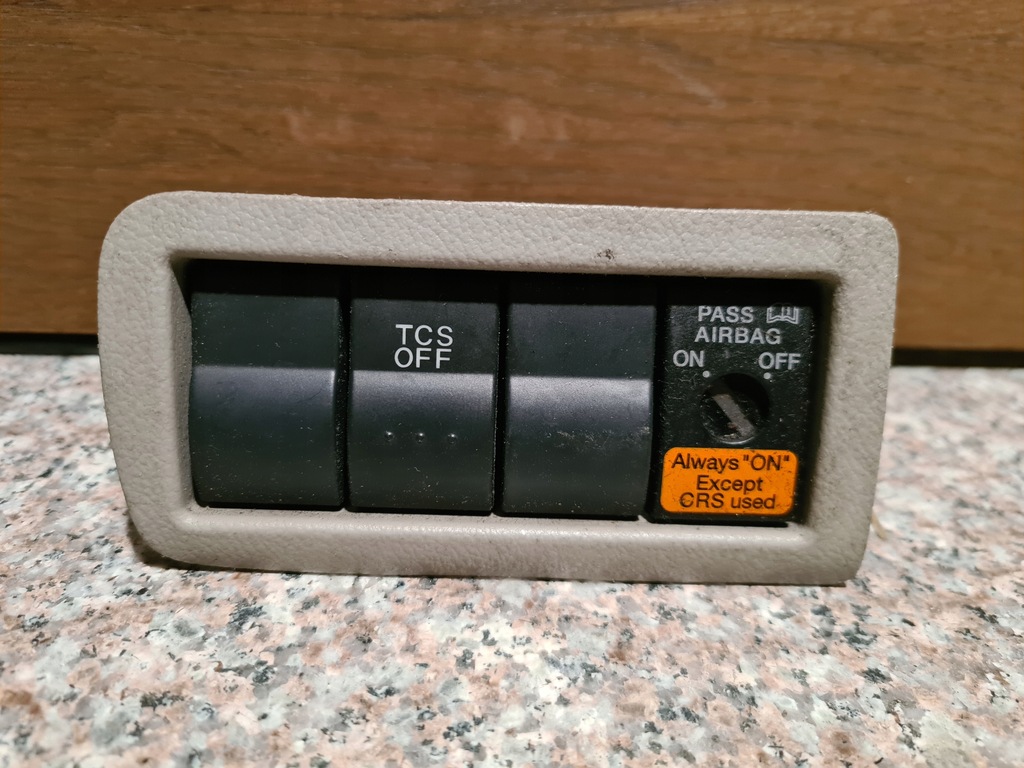 фото №1, Перемикач tcs mazda 3