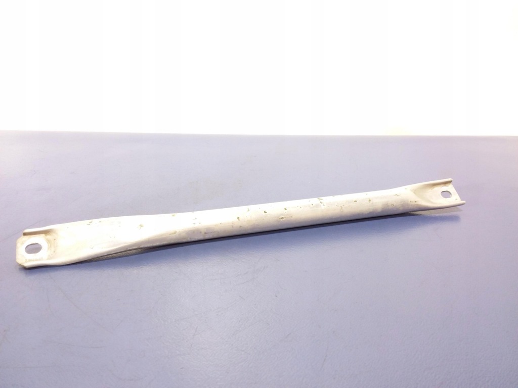 фото №1, Bmw 7 f02 распорка задняя левая кронштейн 7180315