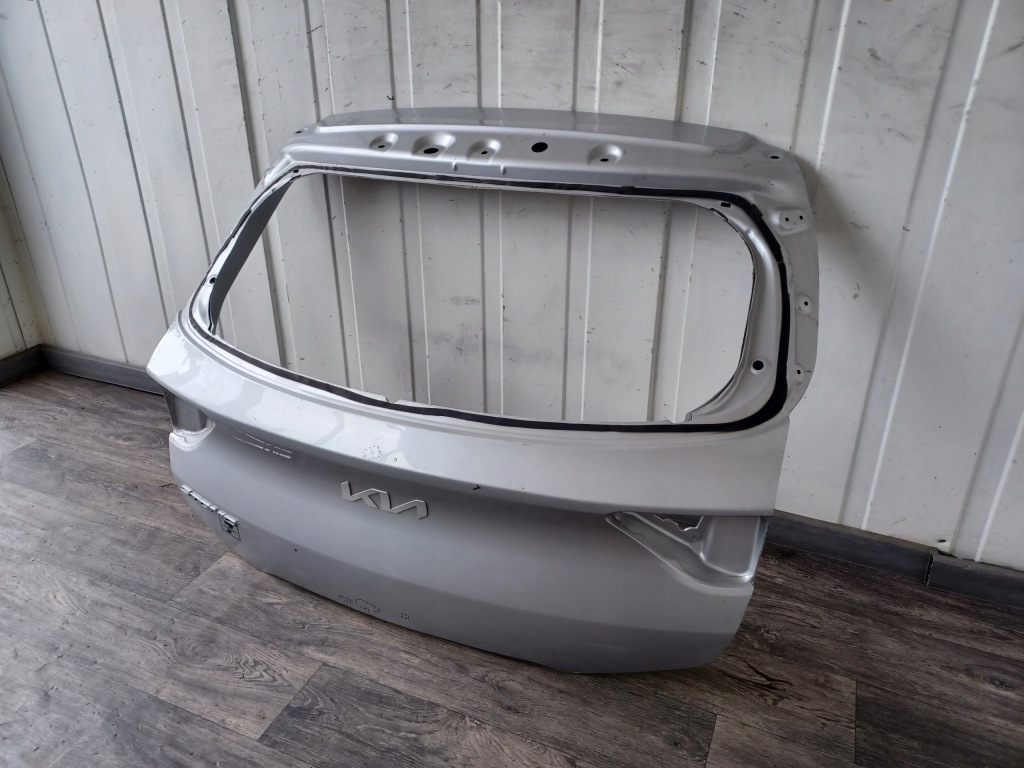 фото №4, Крышка багажника задняя задняя kia stonic lift 2021-