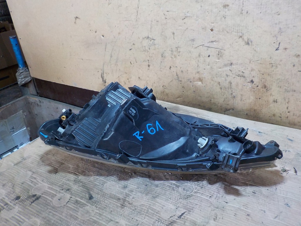 фото №6, Honda jazz lift лампа p. перед ułamane кронштейн