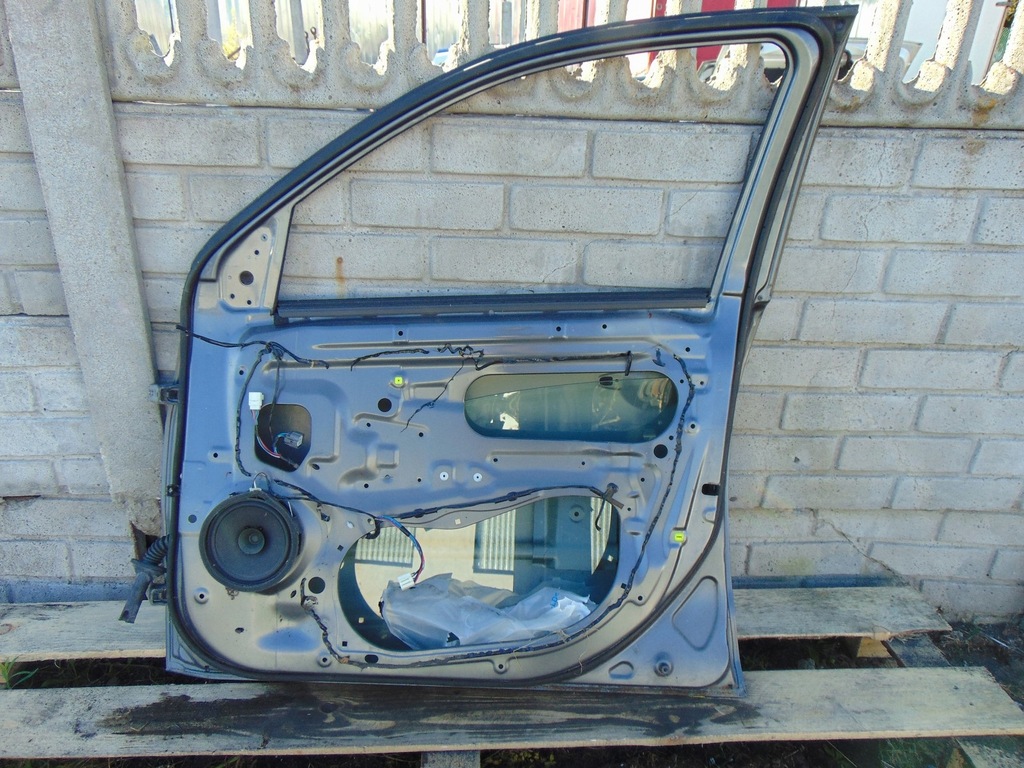 фото №8, Дверь правый перед peugeot 4007 a39