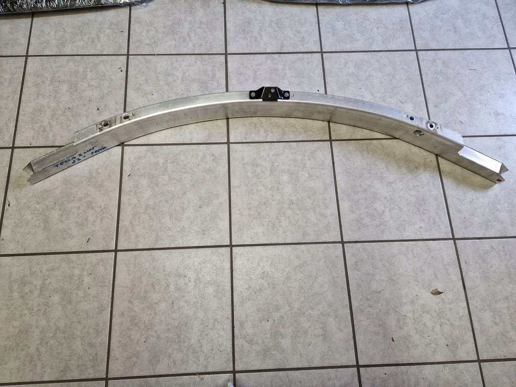 фото №1, Балка бампера передня tesla model 3 lift 2023r-