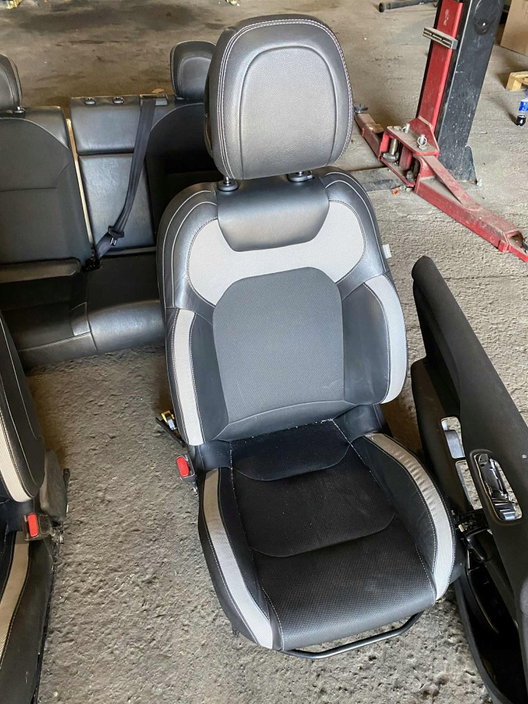 фото №4, Citroen ds4 сиденья заднее сиденье обшивки массаж