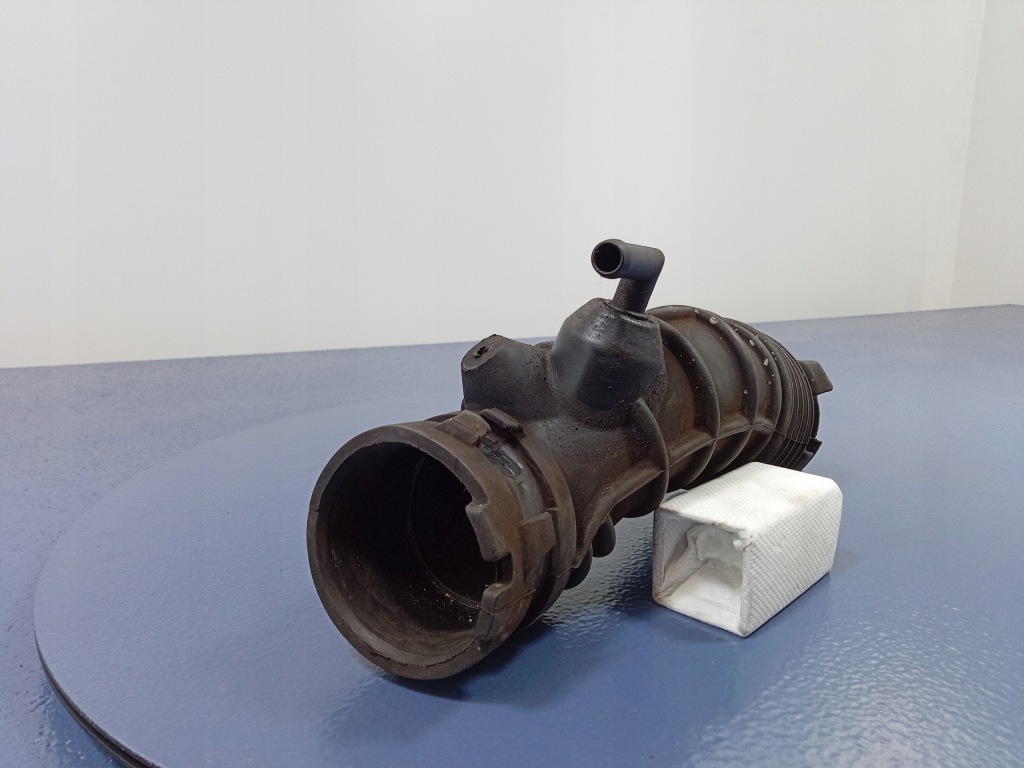 фото №4, Scenic iii 1.6 110km труба воздухозаборник воздуха