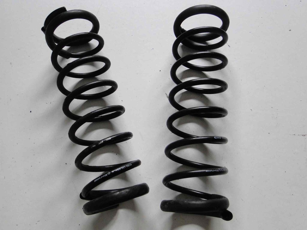 Mercedes g w463 amg пружина амортизатор передний Оригинал