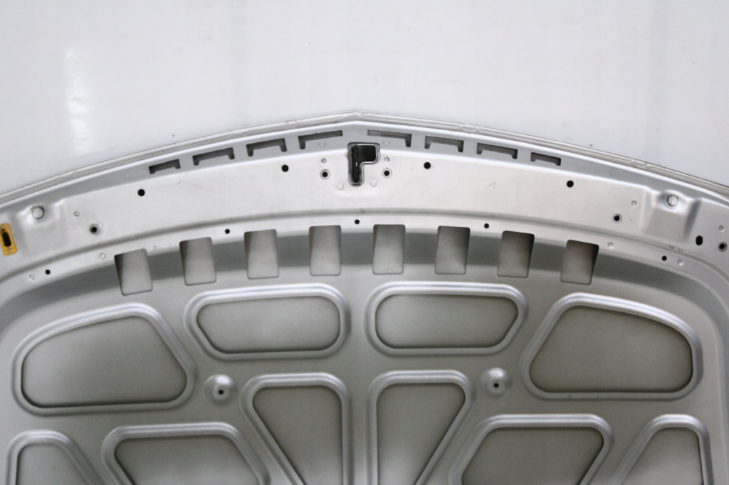 Капот крышка двигателя opel astra iv 4 j 2009r- z176 Цена