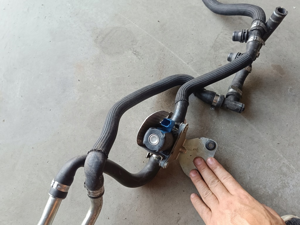 фото №4, Maserati levante sq4 3.0 труба шланг wody помпа