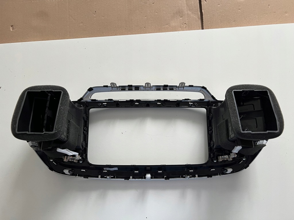 фото №4, Kia sorento iii 2019 рамка радіо повітроводи