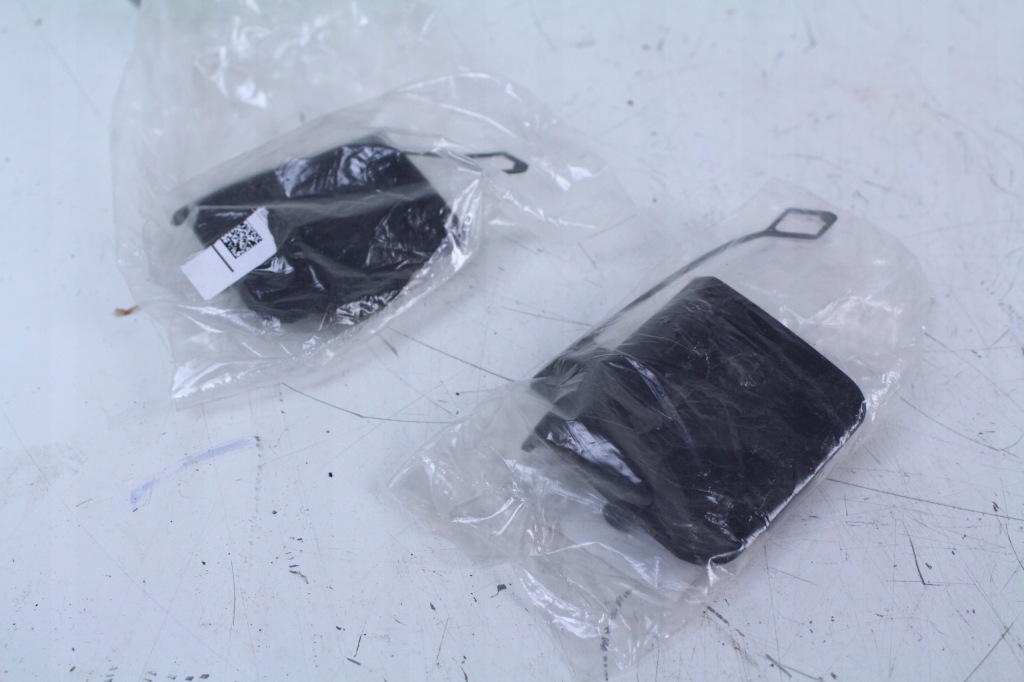 Заглушка фаркоп задній bmw f16 в Україні