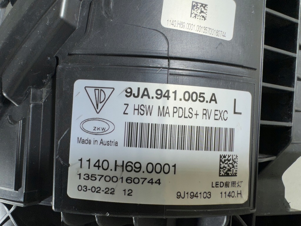 фото №12, Porsche taycan 9j1 9ja full led matrix лампа левая перед фара eur