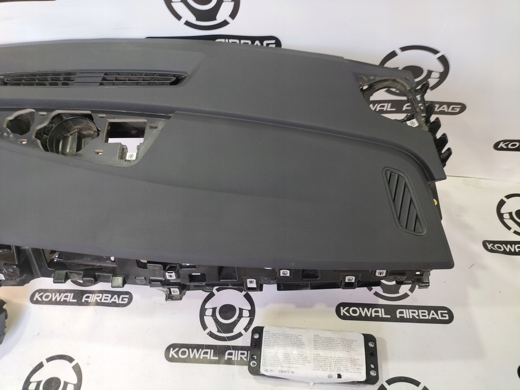 фото №5, Audi q8 4m8 приборная панель консоль подушка безопасности подушки безопасности ремни оригинал демонтаж