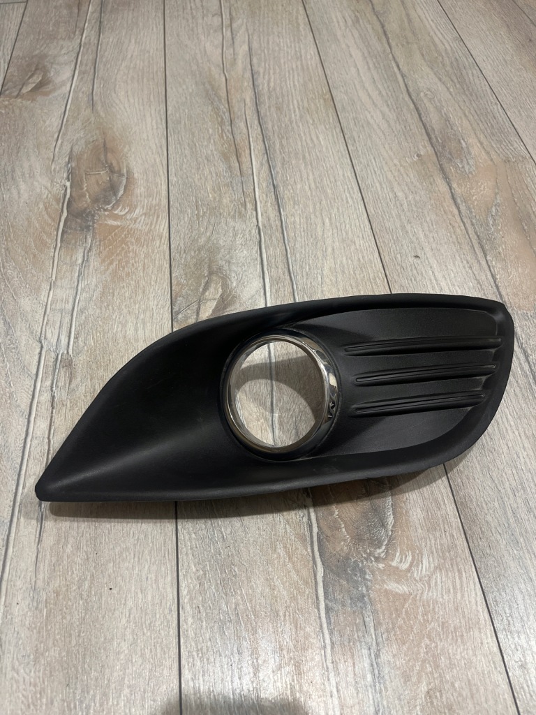 Купить Ford focus 2007-2011 решётка радиатора решётка бампера правая
