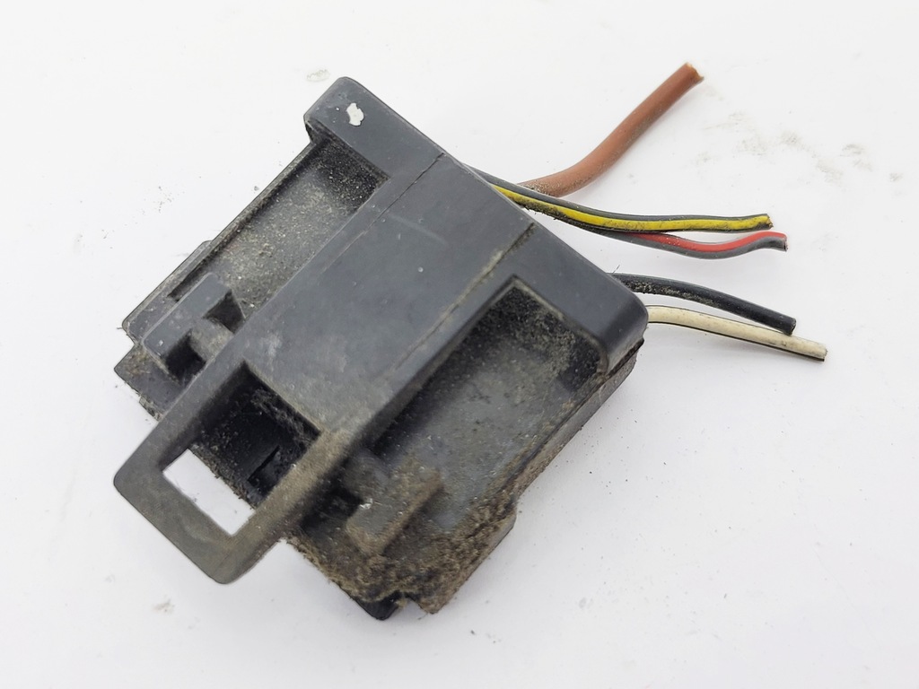 фото №1, Opel signum штекер колодка вкладиш задня задня права