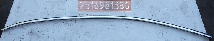 фото №1, Молдинг двері лівий перед mercedes r w251 2516981380