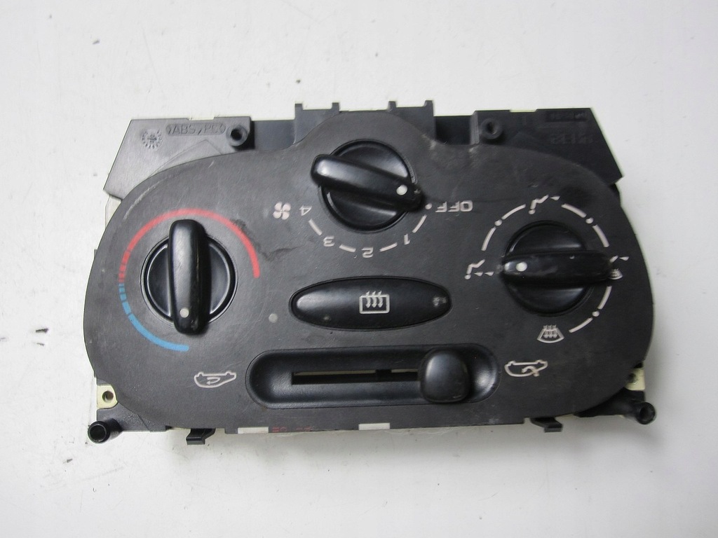 фото №1, Панель управление вентиляция peugeot 206 02r