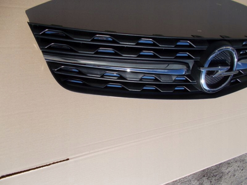 фото №4, Opel zafira d vivaro c решётка радиатора решётка радиатора