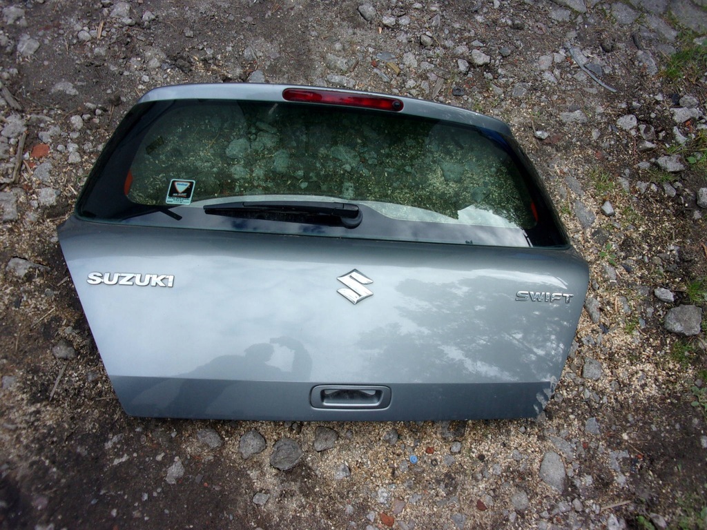 фото №1, Suzuki swift mk6 крышка багажника задняя с стекло