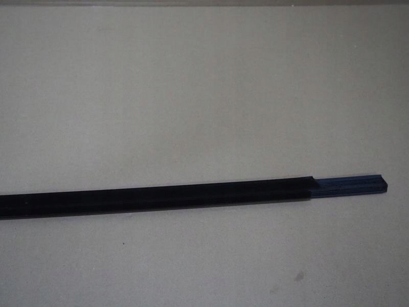 фото №6, Молдинг уплотнитель дверь parapet левый задняя jeep compass ii