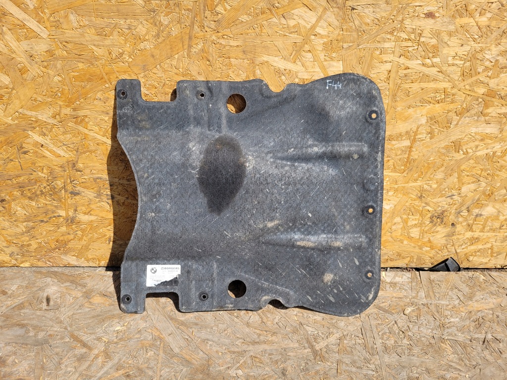 фото №1, Bmw 2 f44- защита плита pod двигатель