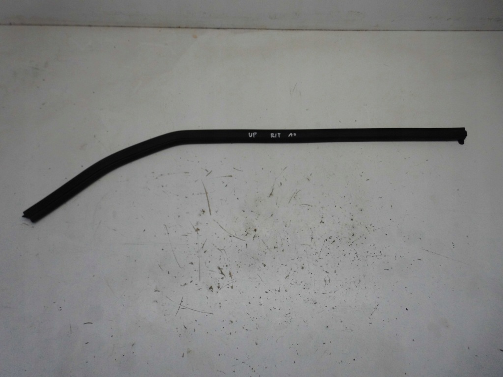 фото №1, Прокладка vw up mii citigo 5 дверь правая задняя