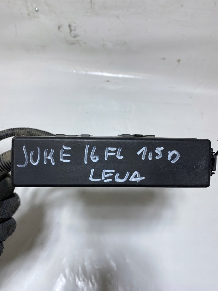 Nissan juke 1 f15 рестайлінг  коробка запобіжників ліва відсік двигуна 16r 1.5d Зі Шроту