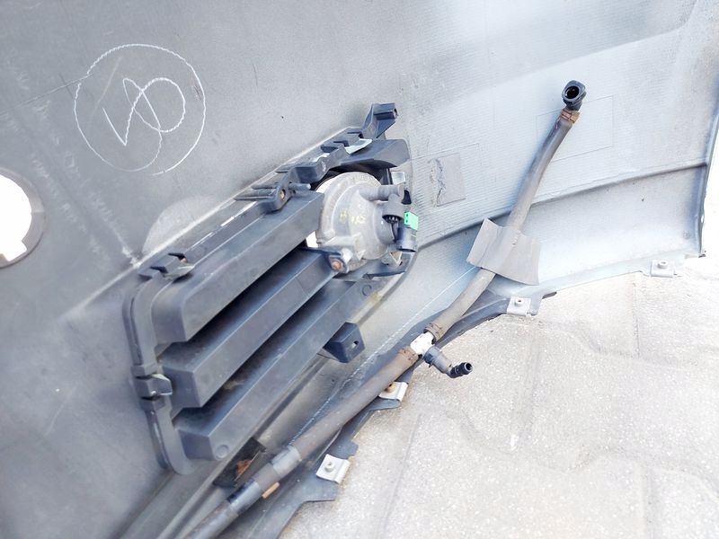 фото №14, Mazda 5 v бампер перед противотуманные фары омыватель