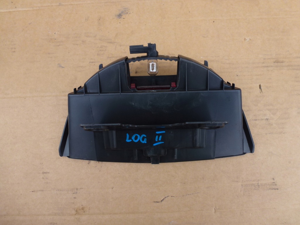 фото №2, Третий свет стоп dacia logan ii 2017r sedan