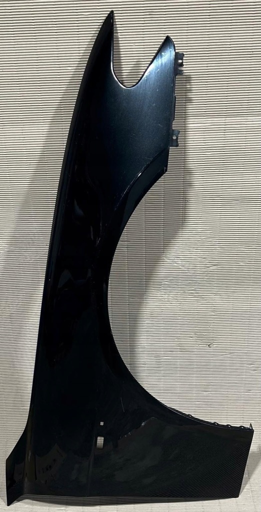 Купити Крила передній правий bmw 7 e65 e66