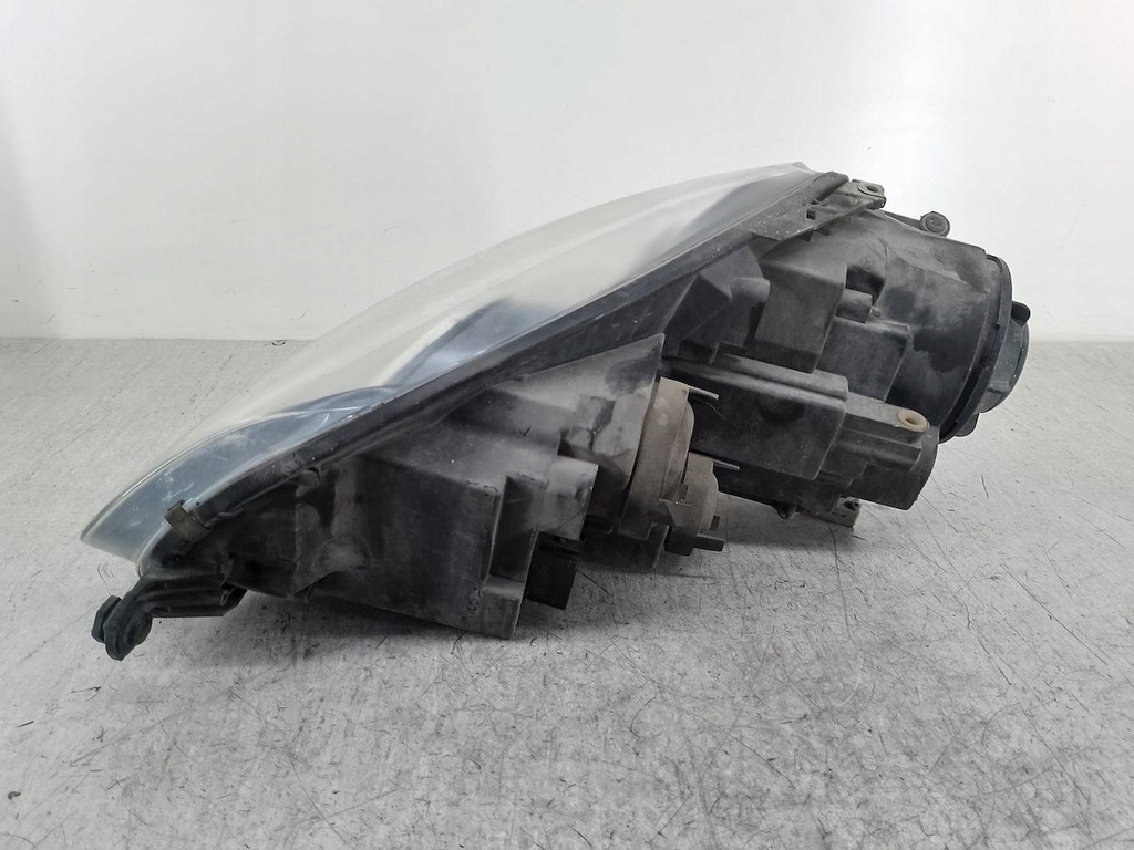 фото №7, Лампа перед права ксенон vw jetta v 1t0907391 0302497272 1307329090