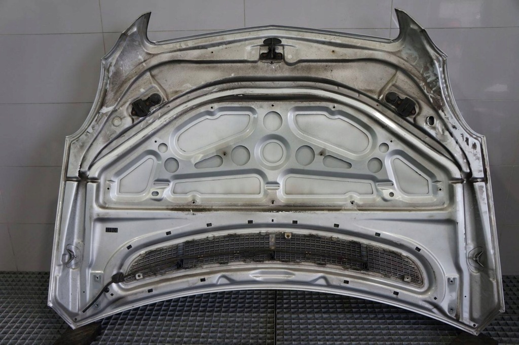 фото №6, Капот крышка двигателя c775 775 mercedes r w251