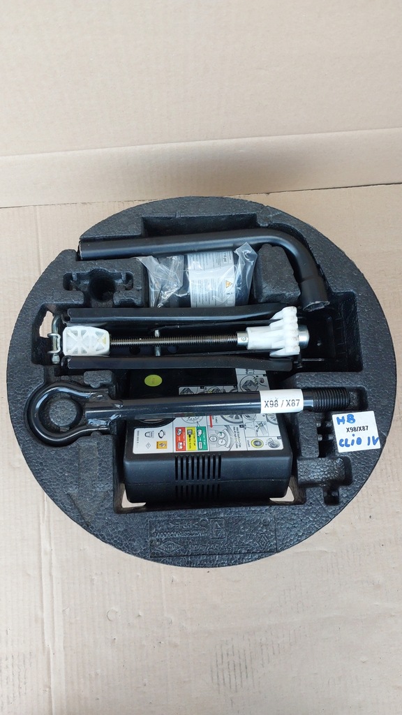 фото №1, Renault clio iv вкладыш багаж. домкрат ключ ушко компрессор kpl. 997502475r