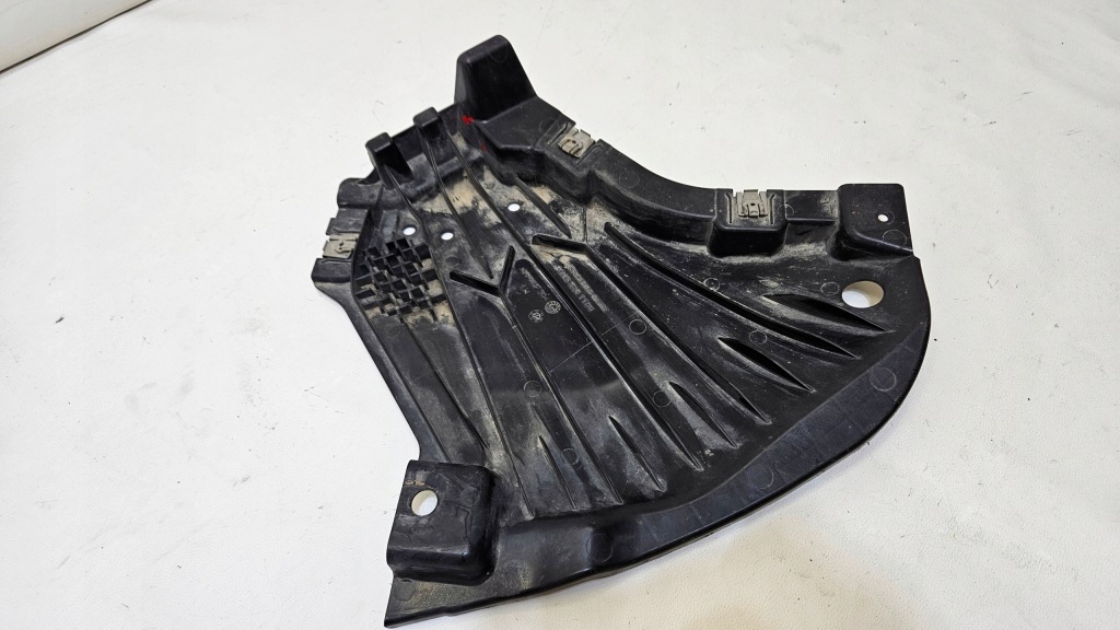 Трикутник підкрилок mercedes ml w164 amg a1648858022 Зі Шроту