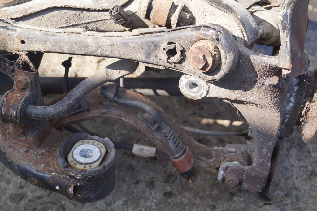 фото №15, Балка підрамник підрамник oś задня audi a6 c6 allroad 3.0tdi